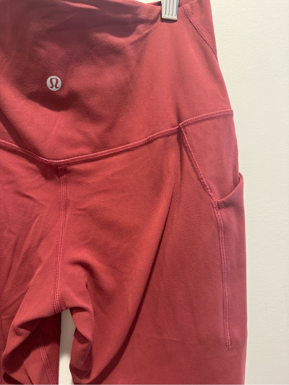 Lululemon Align High-Rise Pants Burgundy with pockets - Picture 5 of 6